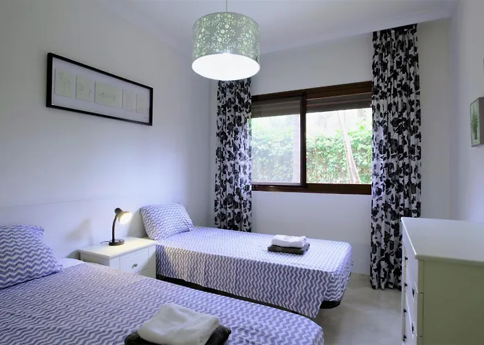 アパート R15 Side 3 Bedroom Flat